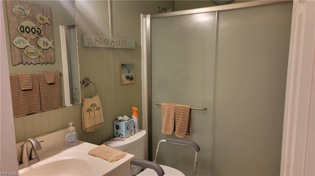 4712 Tahiti DR photo 32