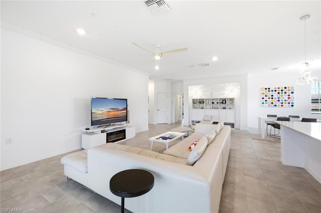 2352 Anguilla DR 201 photo 6