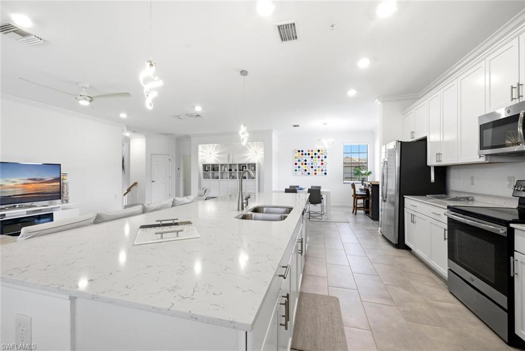 2352 Anguilla DR 201 photo 13