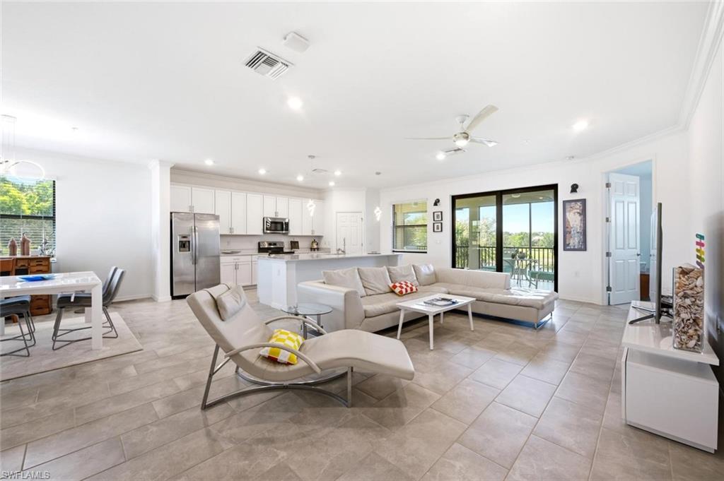 2352 Anguilla DR 201