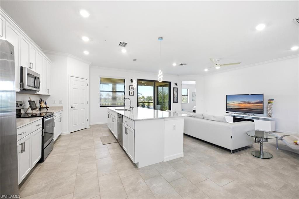 2352 Anguilla DR 201 photo 11