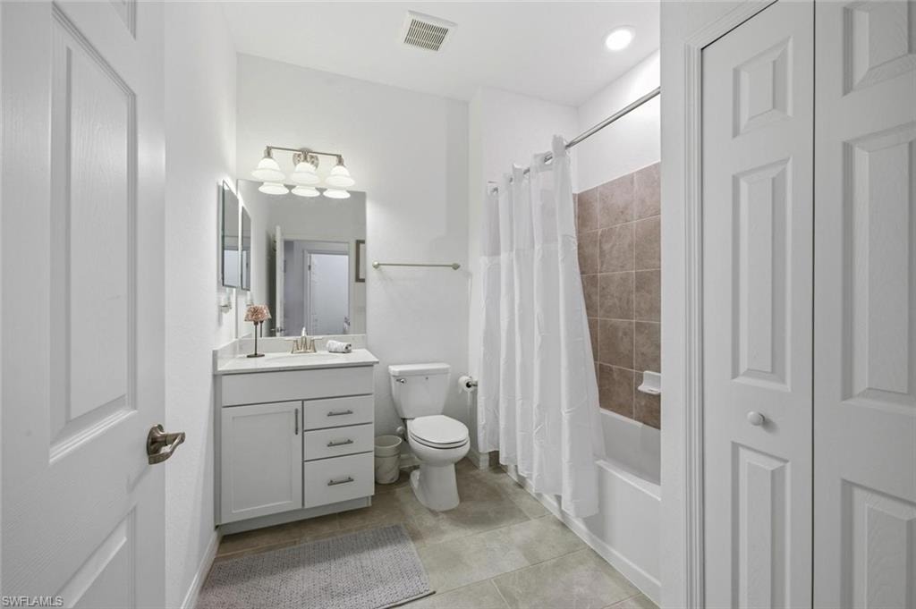 2352 Anguilla DR 201 photo 21