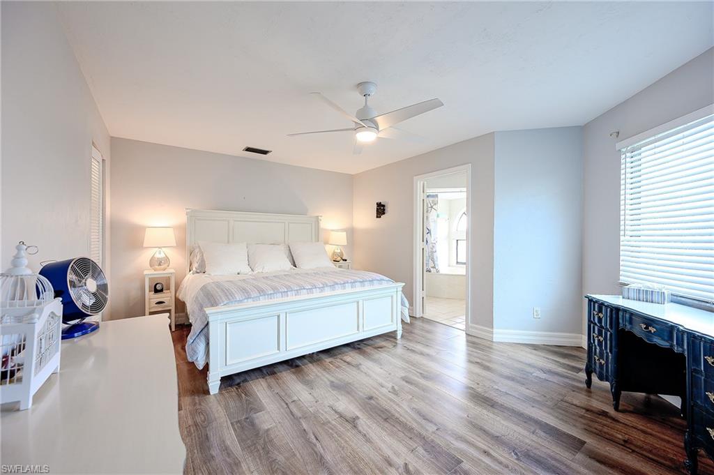 586 Beachwalk CIR O-305 photo 16