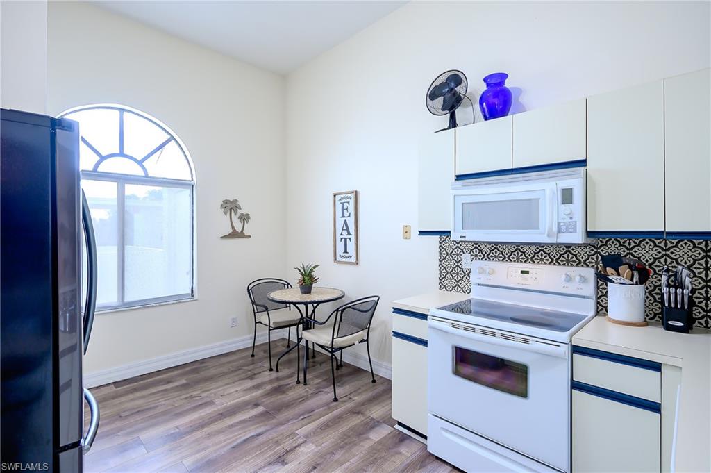 586 Beachwalk CIR O-305 photo 12