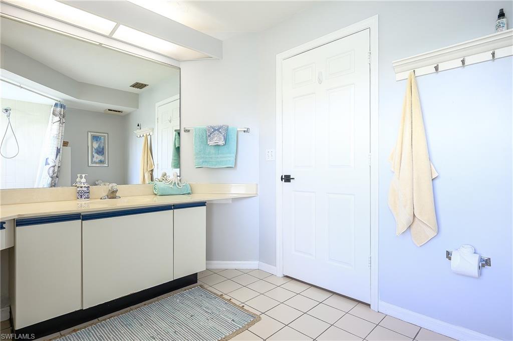 586 Beachwalk CIR O-305 photo 18