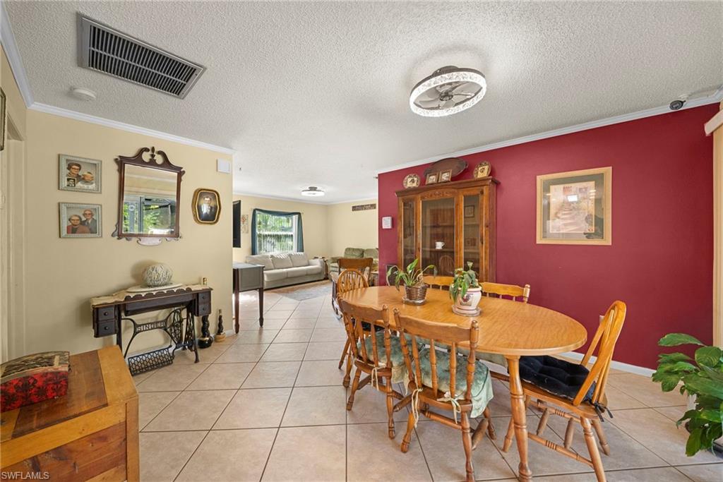 19016 Murcott DR E photo 9
