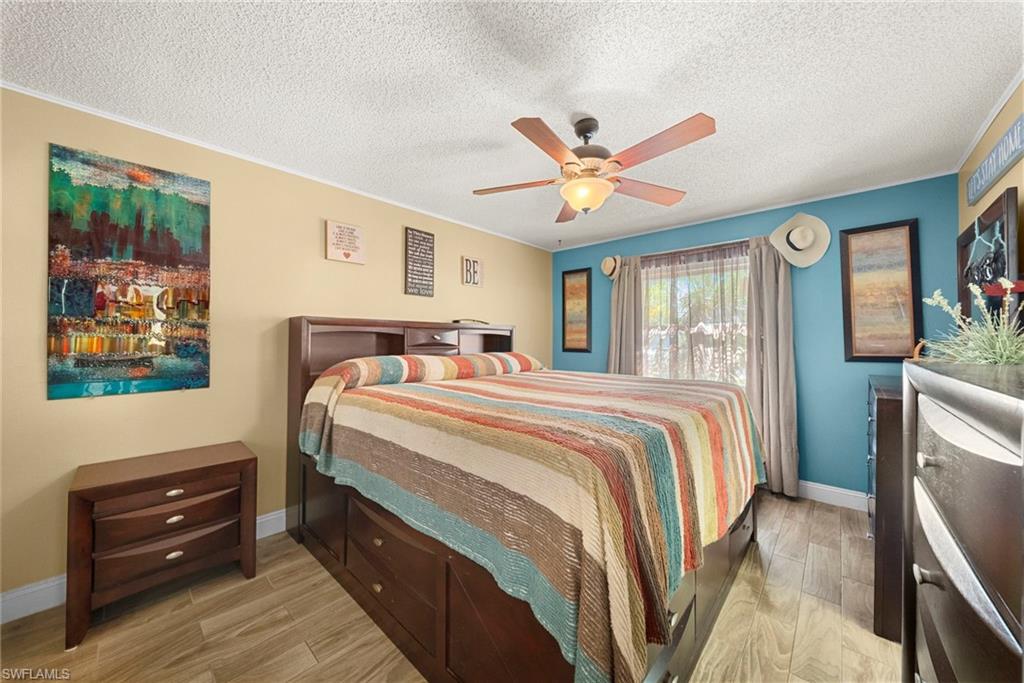 19016 Murcott DR E photo 14
