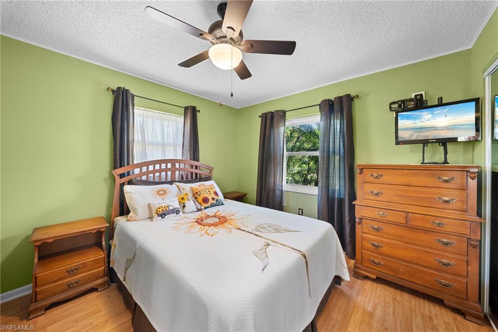 19016 Murcott DR E photo 18