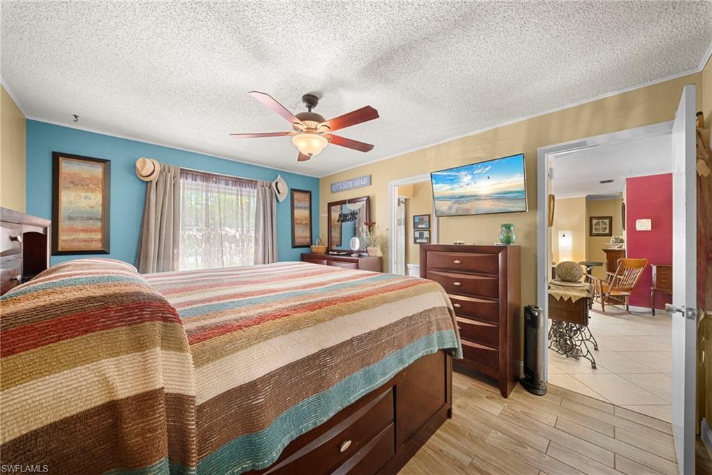 19016 Murcott DR E photo 15