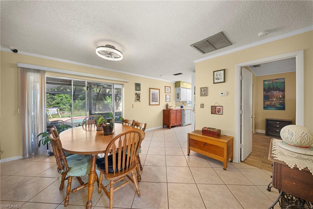 19016 Murcott DR E photo 8