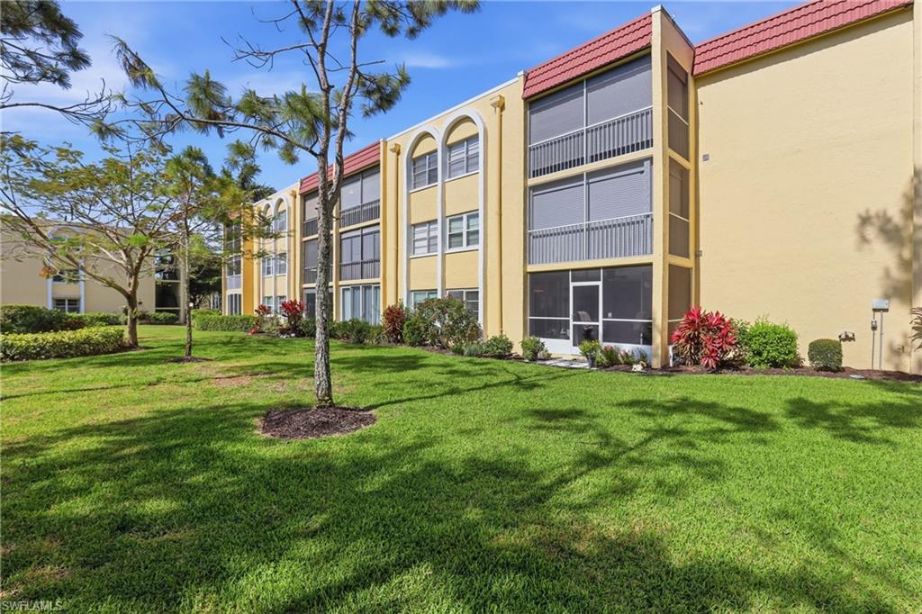1086 Forest Lakes DR 106 photo 40