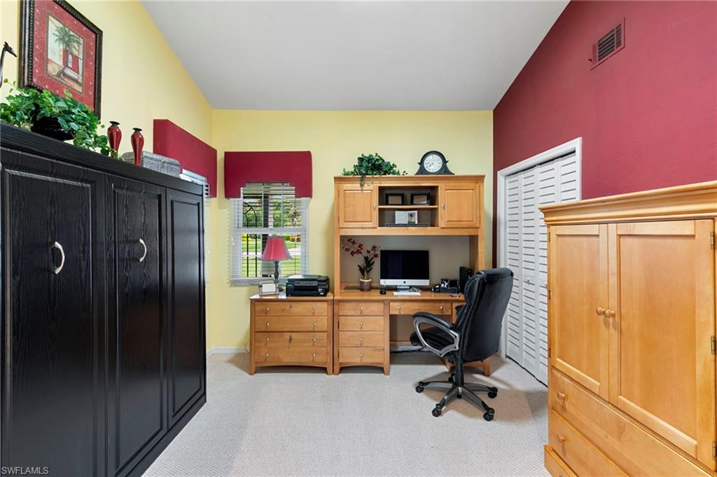 221 Kings WAY photo 18