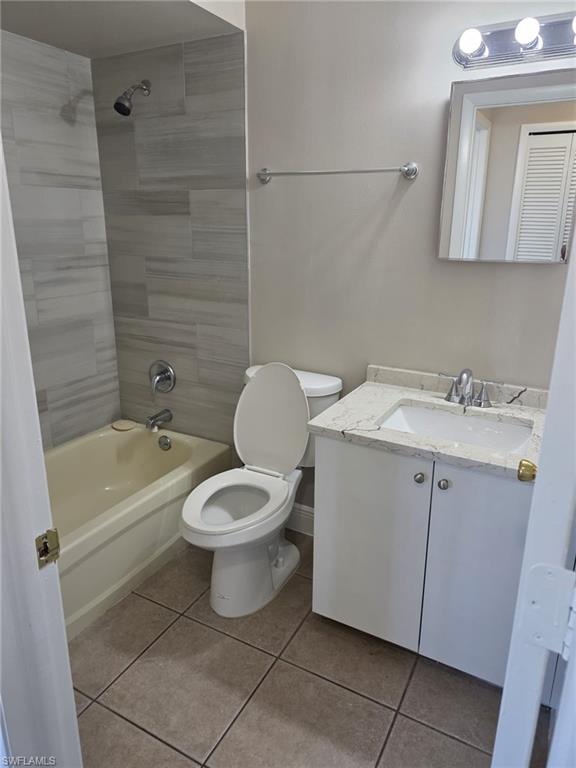 112 SW 35th TER photo 9