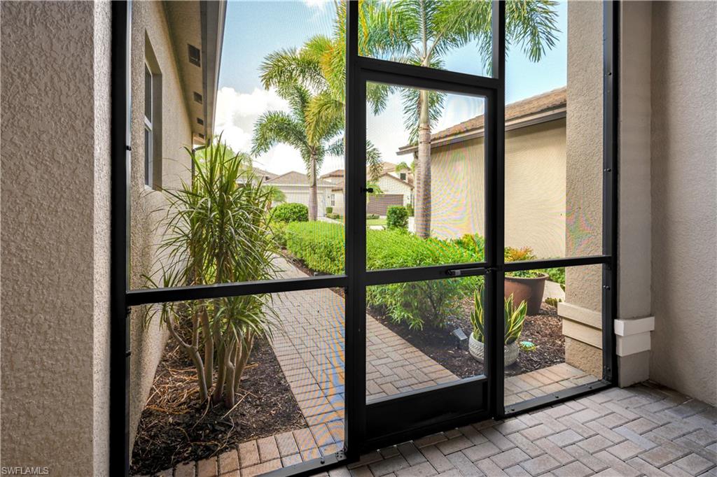 Screened in front entrance