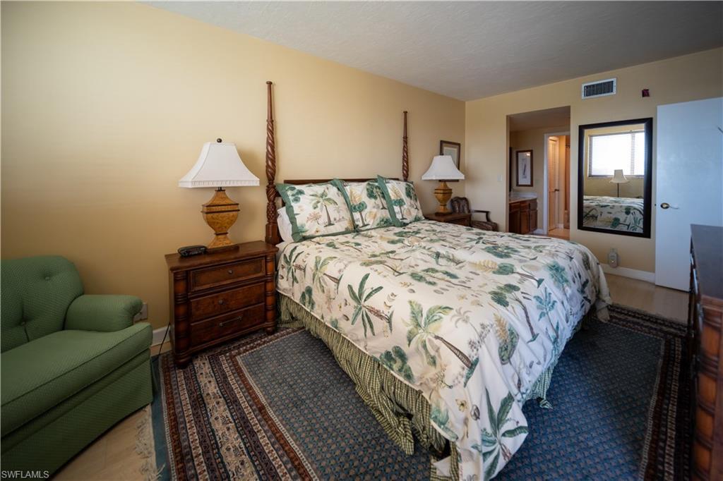 807 River Point DR 304D photo 9