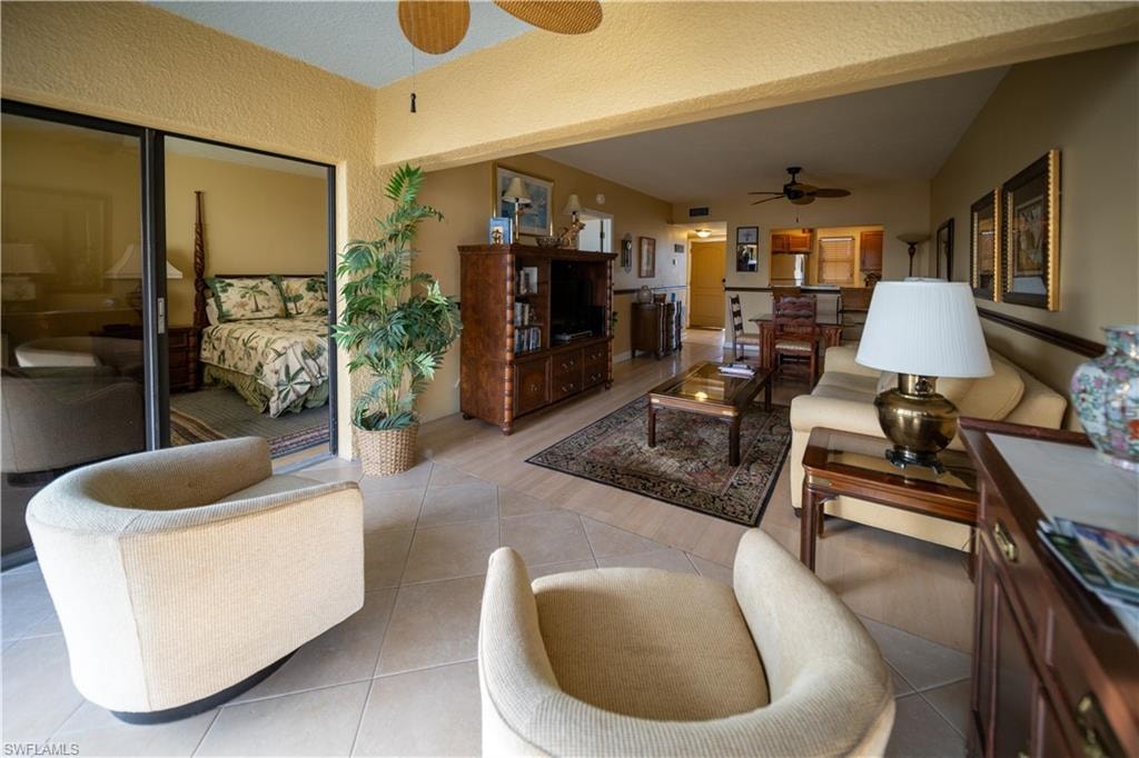 807 River Point DR 304D photo 8