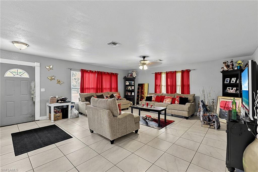 4028 Manning AVE photo 7