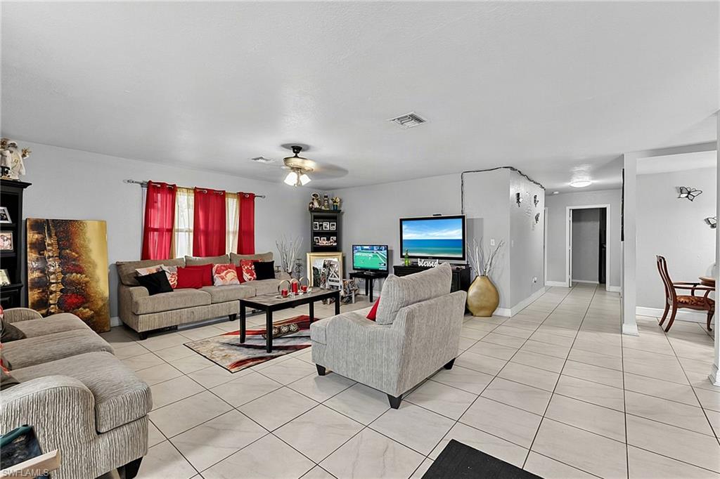 4028 Manning AVE photo 8