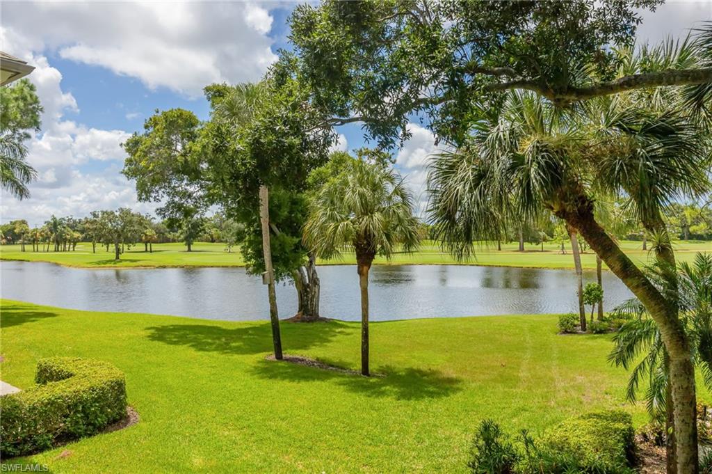 425 Wildwood LN