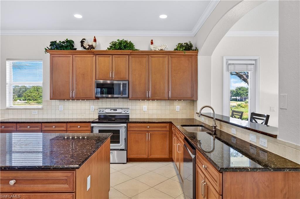 2212 Vardin PL photo 16