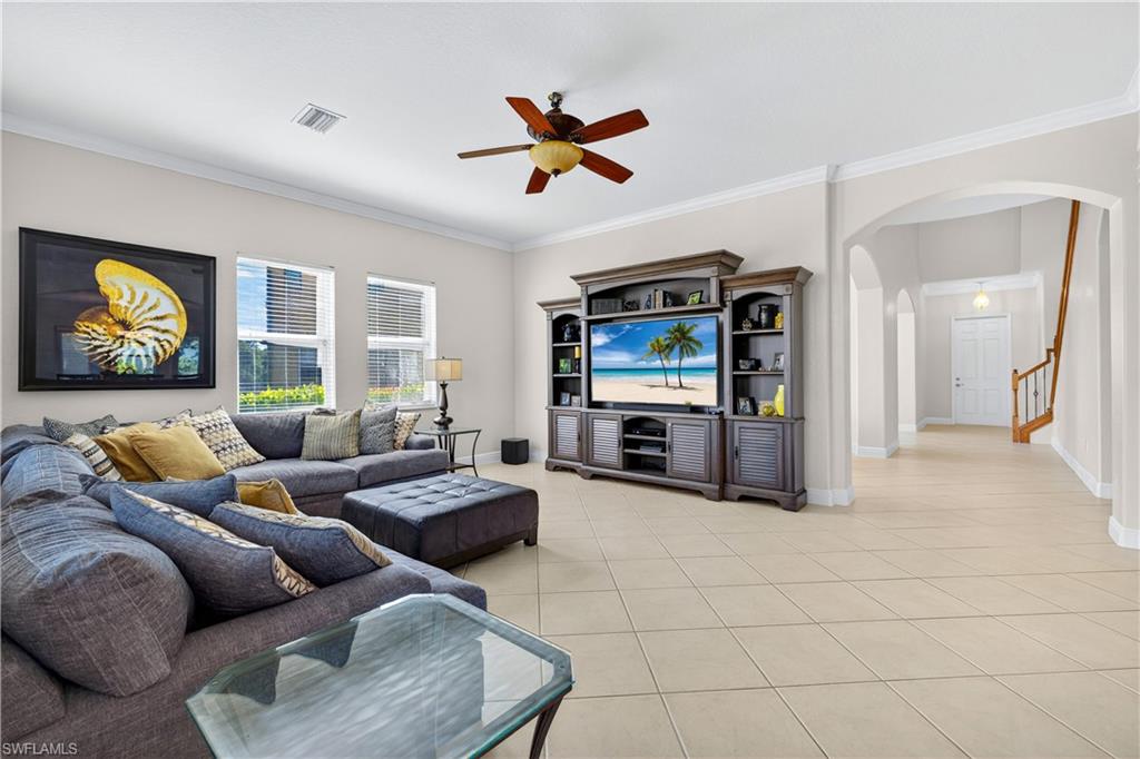 2212 Vardin PL photo 9