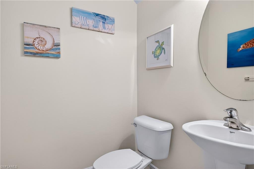 2212 Vardin PL photo 32