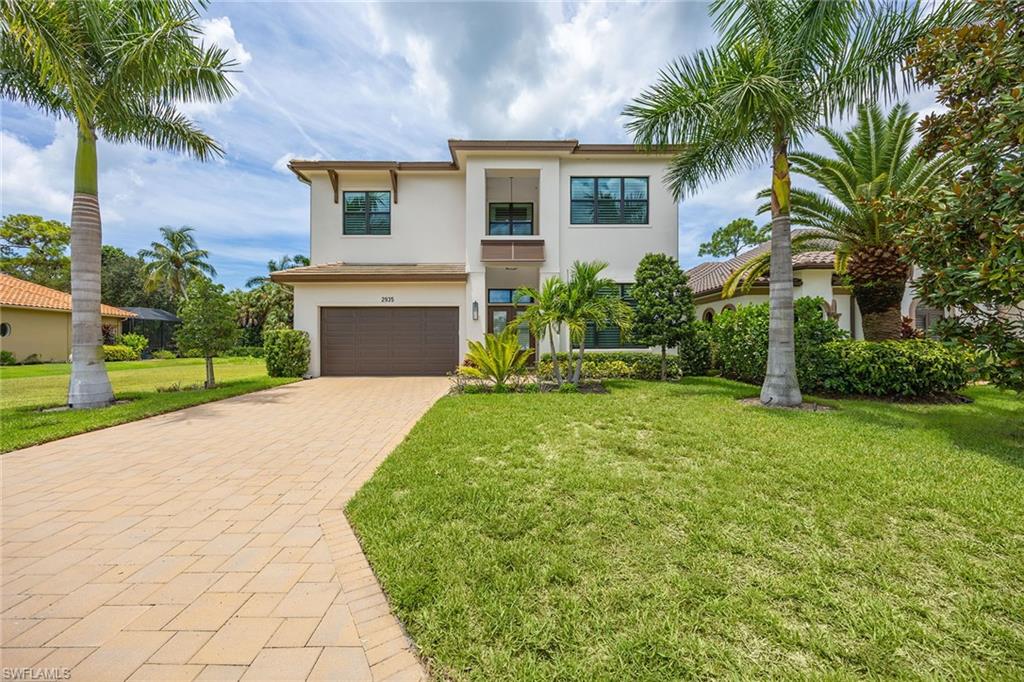 2935 Coco Lakes DR