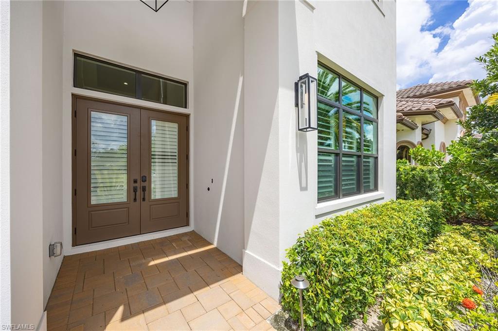 2935 Coco Lakes DR