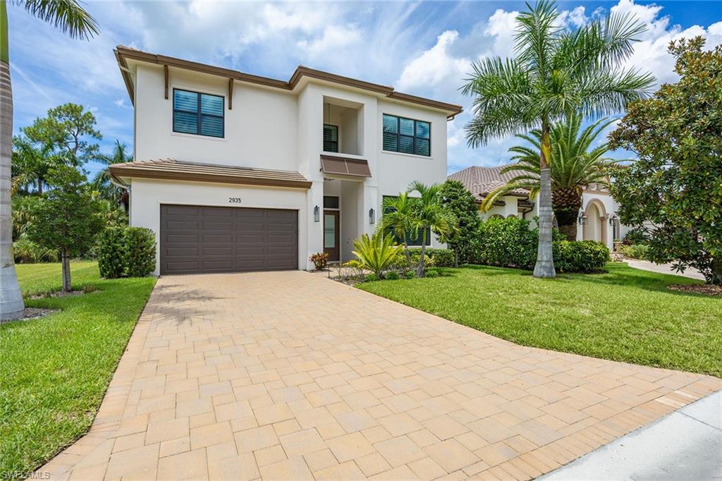 2935 Coco Lakes DR