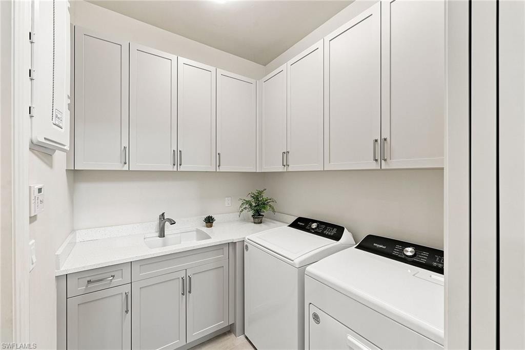 2935 Coco Lakes DR photo 34