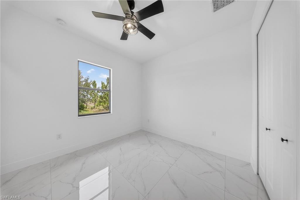 1213 Dodwin ST E photo 15
