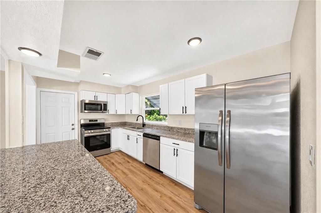 5312 Coral AVE photo 14