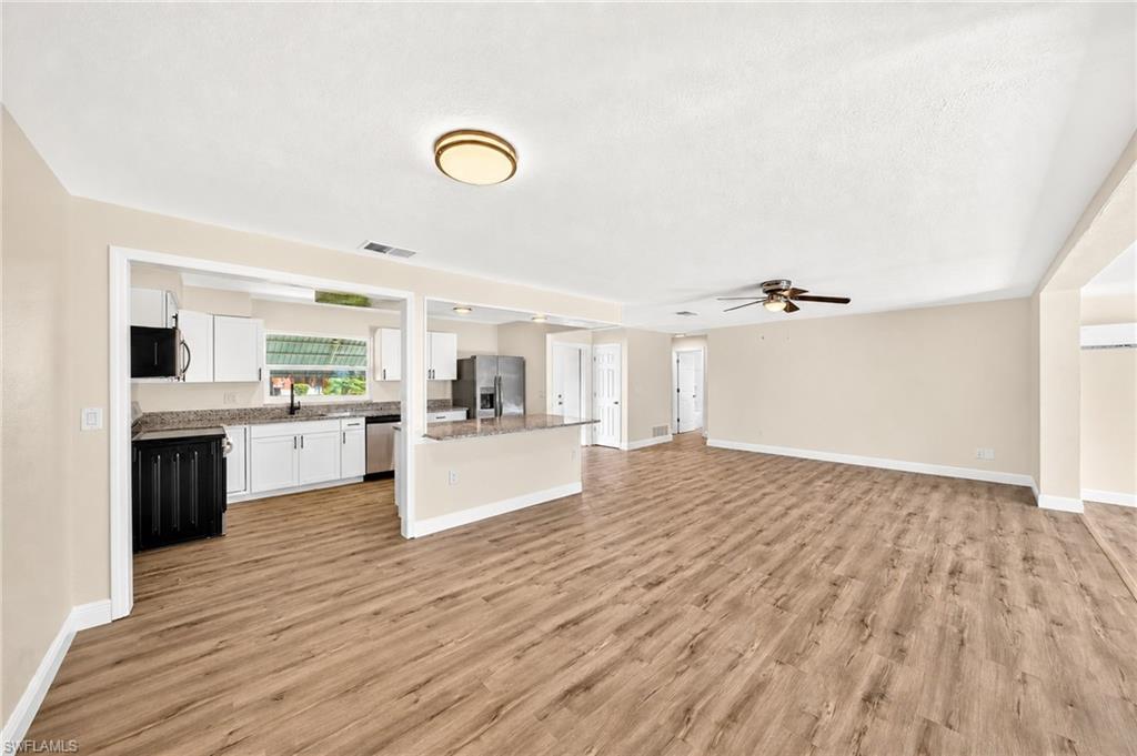 5312 Coral AVE photo 8