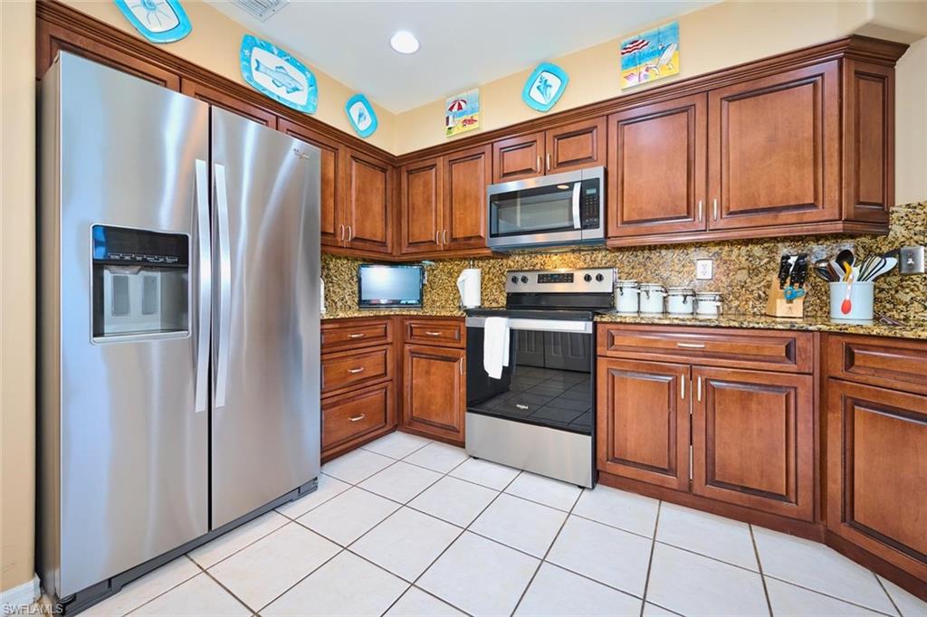 16481 Millstone CIR 206 photo 35