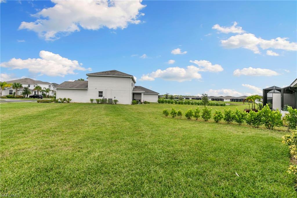 2207 Dragonfruit WAY photo 23