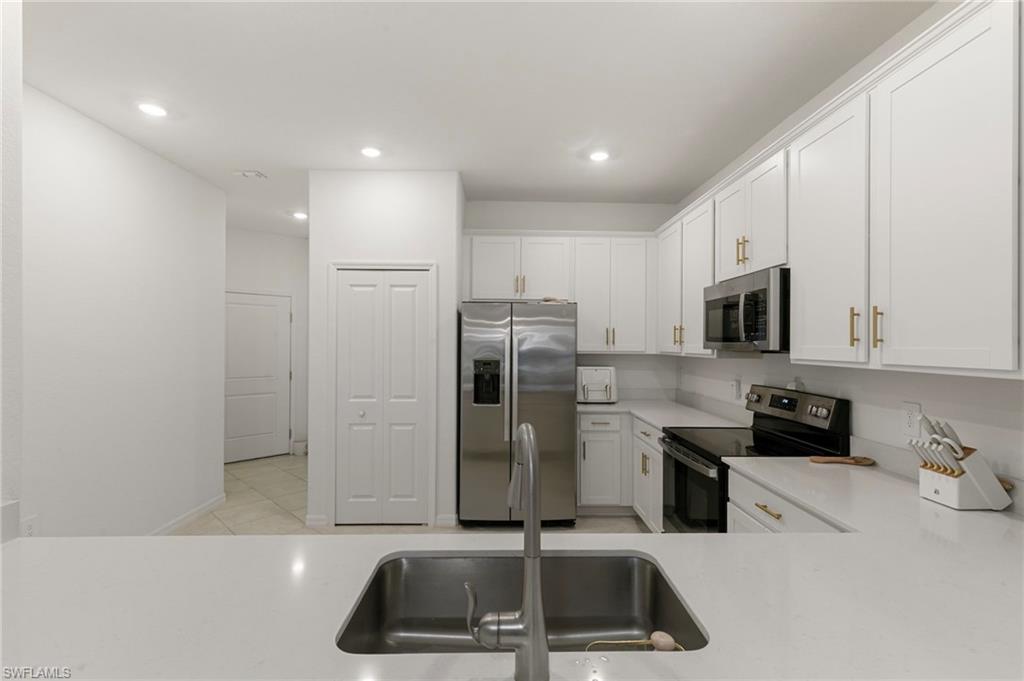 2207 Dragonfruit WAY photo 6