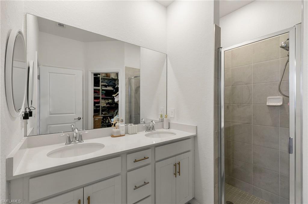 2207 Dragonfruit WAY photo 16