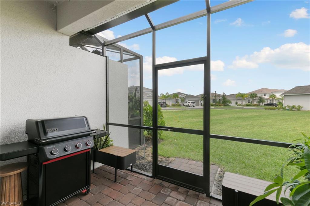 2207 Dragonfruit WAY photo 22