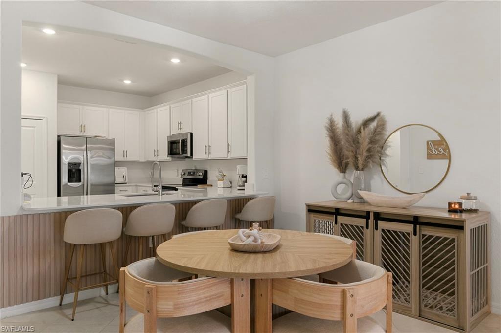 2207 Dragonfruit WAY photo 9