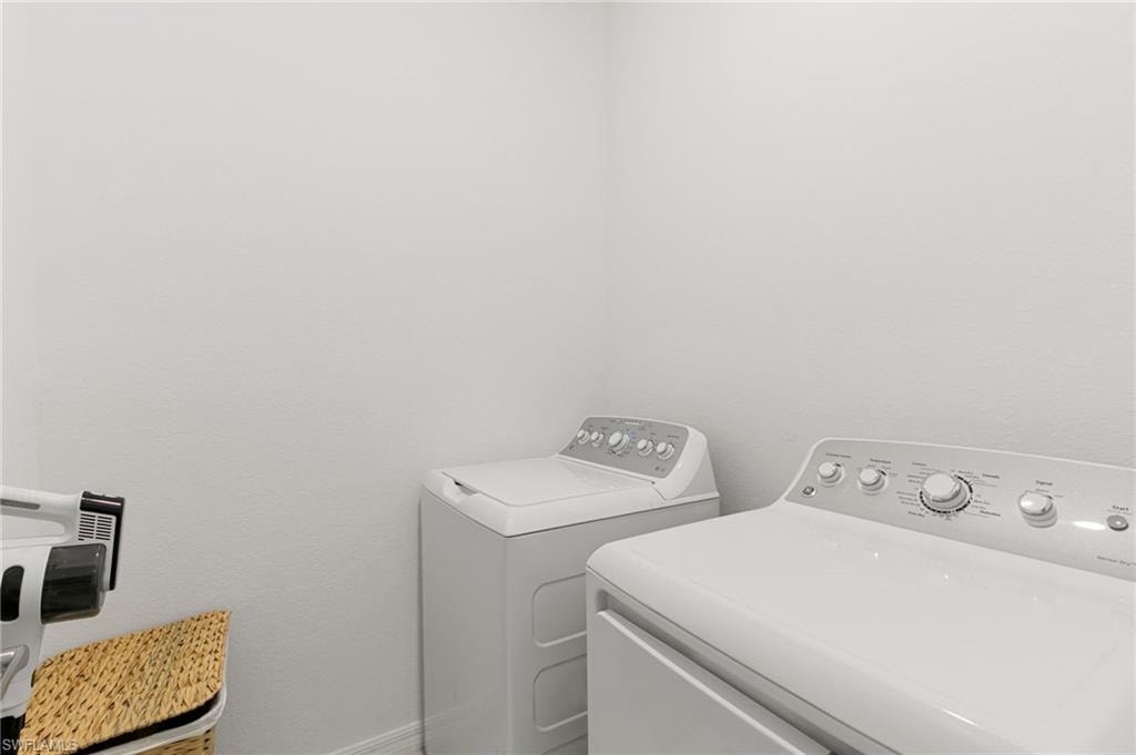 2207 Dragonfruit WAY photo 21