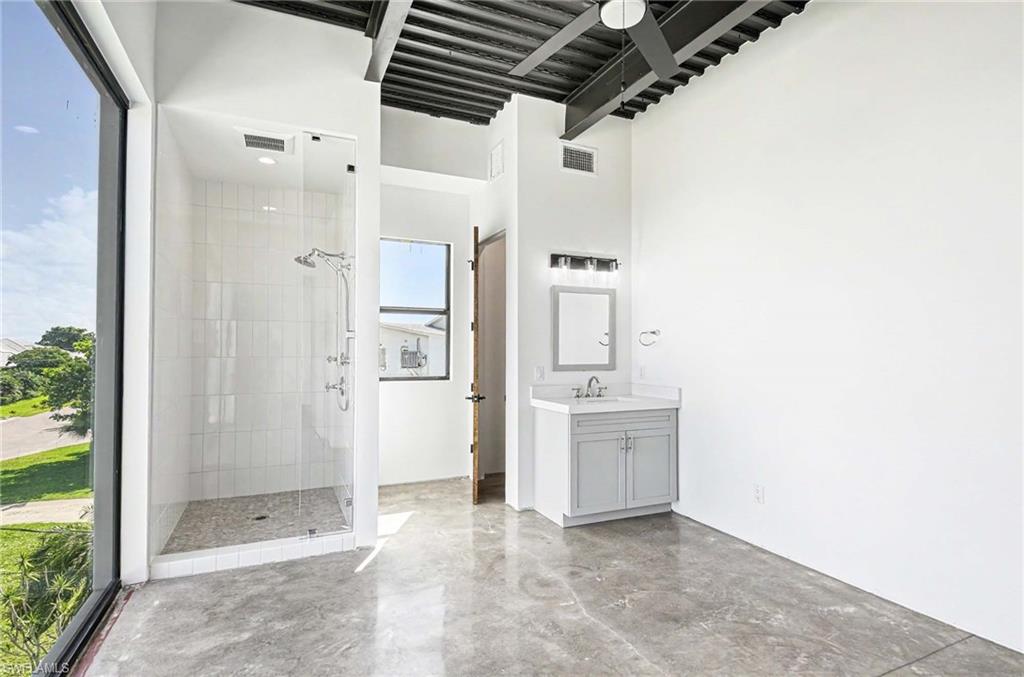 Guest Bedroom 1