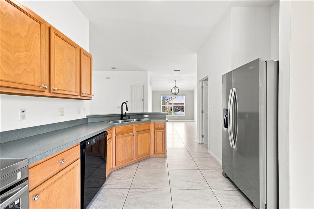 8340 Gassner WAY photo 13