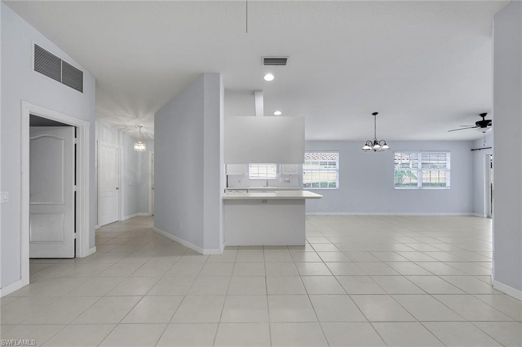4922 Kingston WAY photo 9