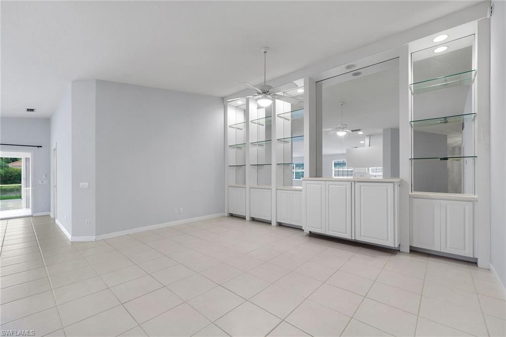 4922 Kingston WAY photo 8