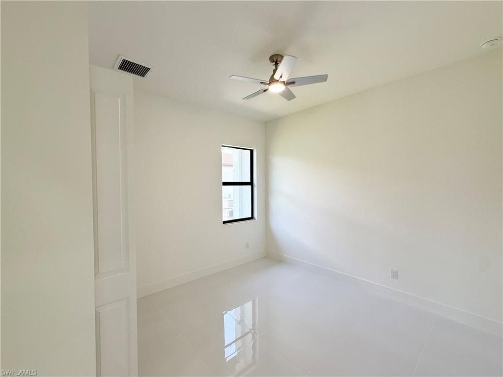 2725 Embers PKWY W photo 23