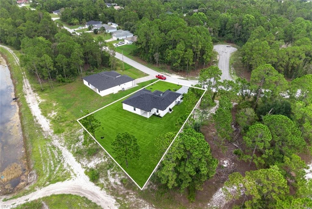 720 Bennington DR photo 25