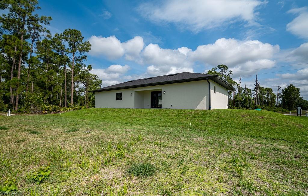 1160 Edelweiss ST E photo 7