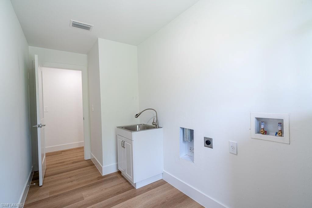1160 Edelweiss ST E photo 36
