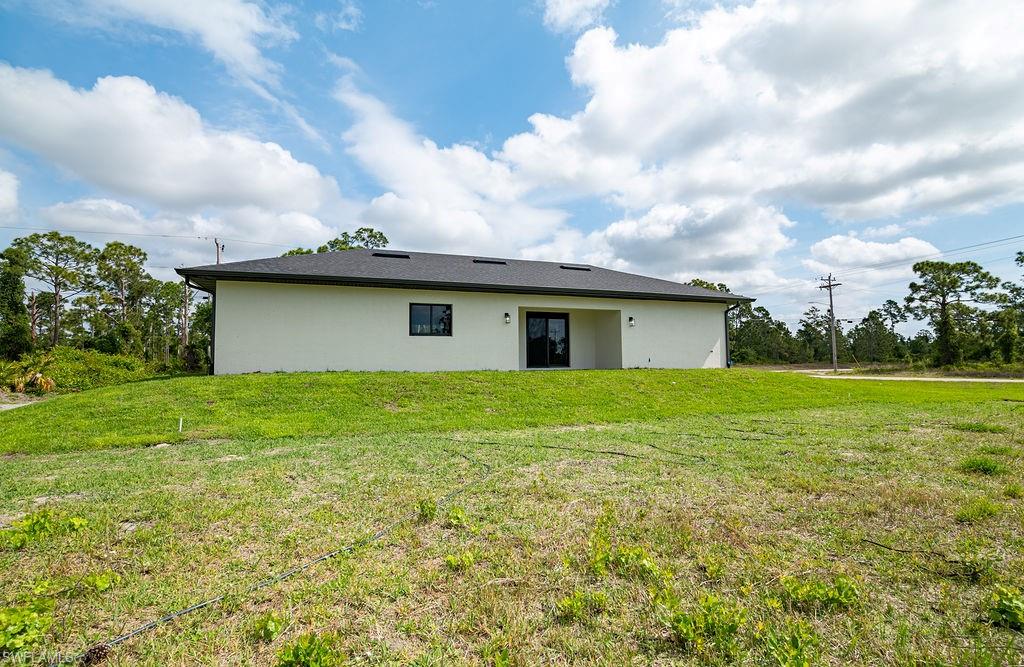 1160 Edelweiss ST E photo 9