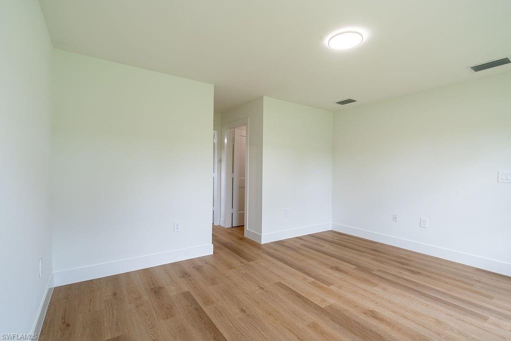 1160 Edelweiss ST E photo 18